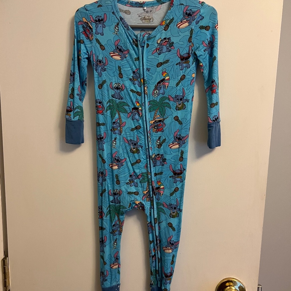 Posh peanut stitch zippy